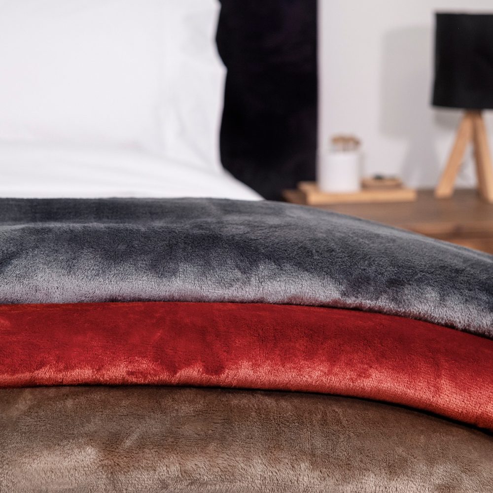 Image of Dreamticket Coral Fleece Blanket - Garnet