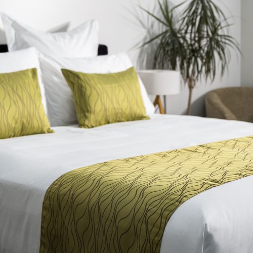 DreamTicket Residence Bed Runner - Leaf