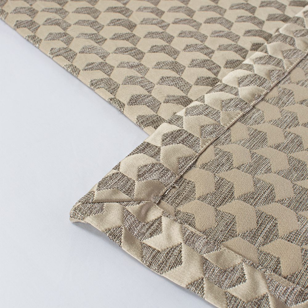 Image of DreamTicket Rutland Bed Runner - Toi Toi