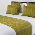 Image of DreamTicket Residence Bed Runner - Leaf