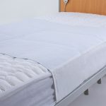 Image of DreamTicket Absorbent Bed Pad With Flaps - 1500ml