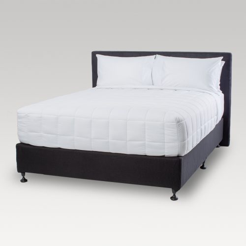 DreamGreen Snug Quilt - White