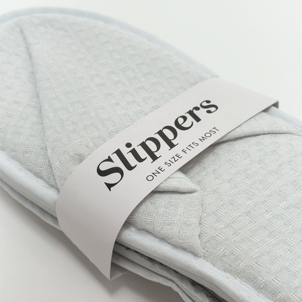 Image of Weavers Cotton Slippers Waffle - Closed Toe with paper band