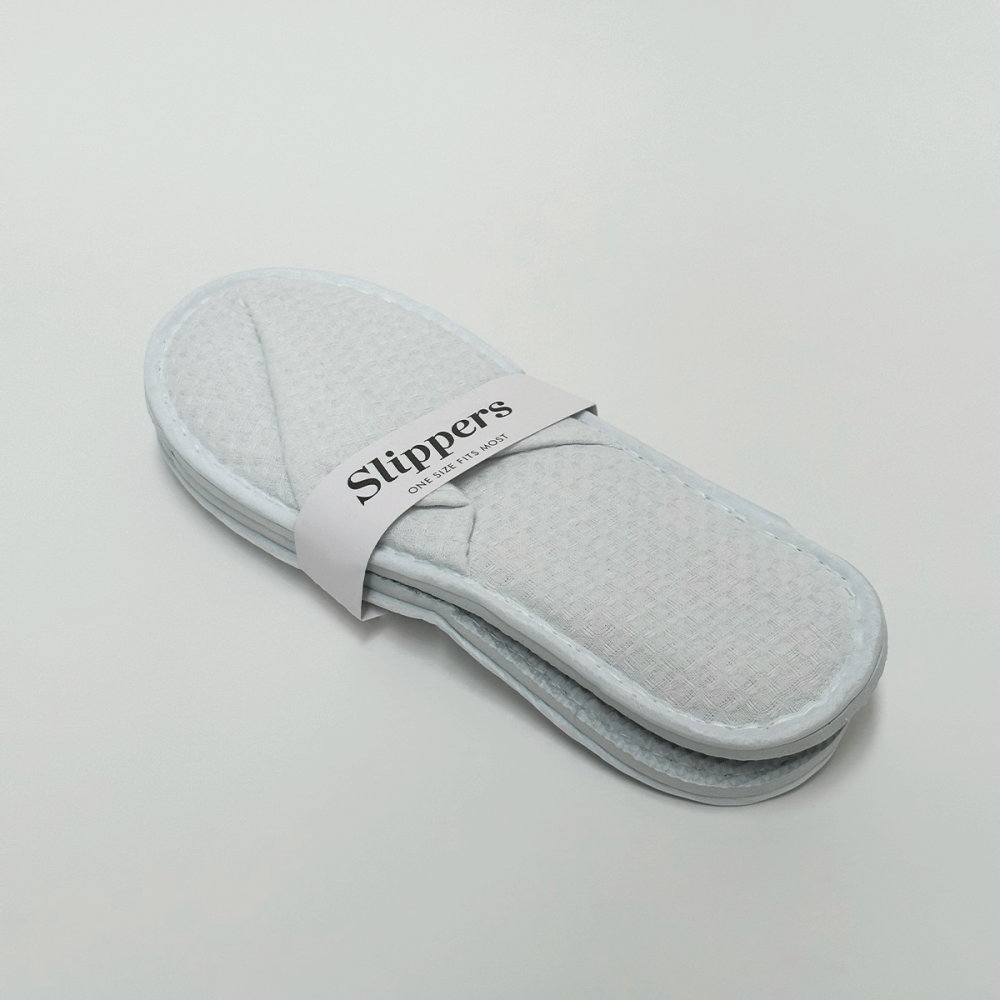 Image of Weavers Cotton Slippers Waffle - Closed Toe with paper band