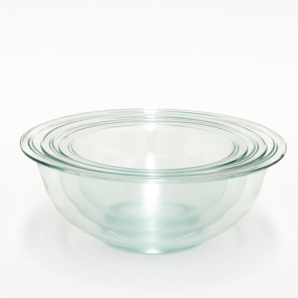 Image of Pyrex Glass Mixing Bowls - 3 Piece