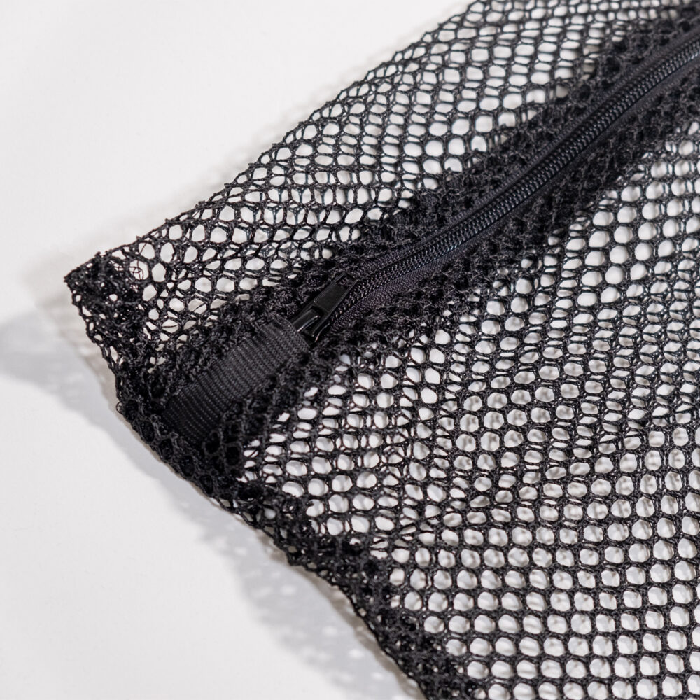 Image of Laundry Mesh Wash Bag With Zip