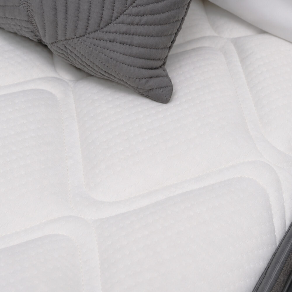 Image of Makers Midnight Comfort-Top Mattress