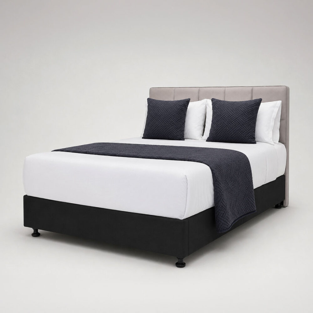 Image of DreamGreen Amora Bedcover - Navy